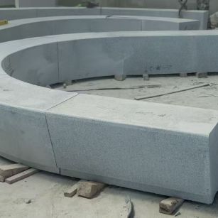 铜陵 芝麻白花岗岩光面弧形坐凳