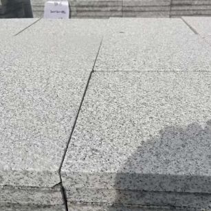 铜陵 白麻花岗岩石材推荐 荔枝面地铺石