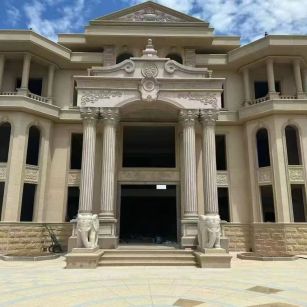 铜陵 黄金麻别墅外墙干挂，大柱，大象，蘑菇石，雕花板