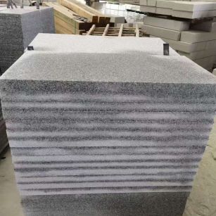 铜陵 芝麻白5公分火烧地铺成品，900*400，规格可定制