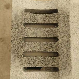 铜陵 芝麻白拉丝面花岗岩U型开槽排水槽