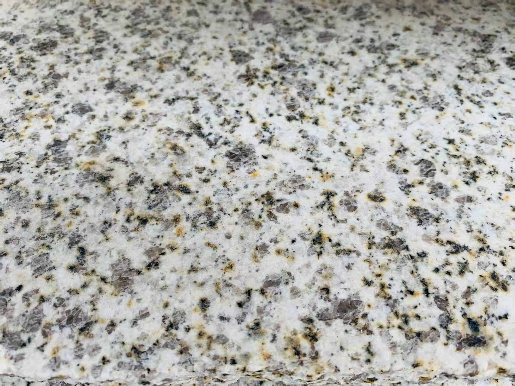 铜陵 黄金麻花岗岩石材浅黄光面