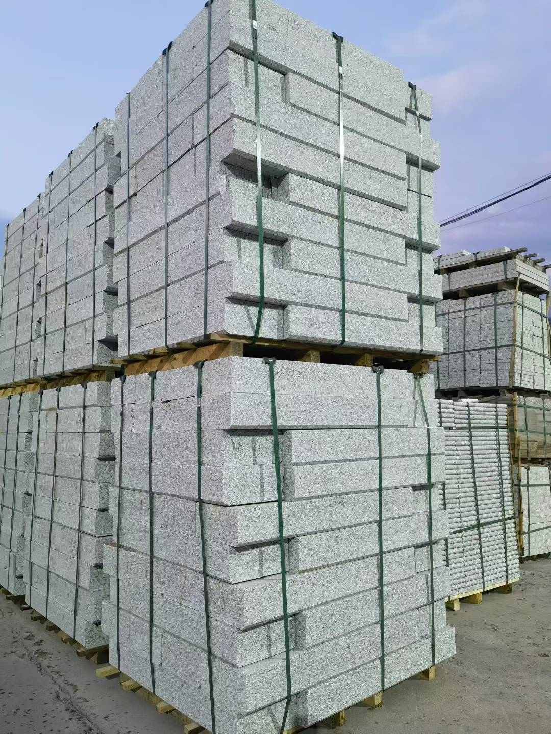 铜陵 芝麻白花岗岩路沿石，路缘石，路肩石，道牙，立缘石，马路牙子，街沿石，侧石等