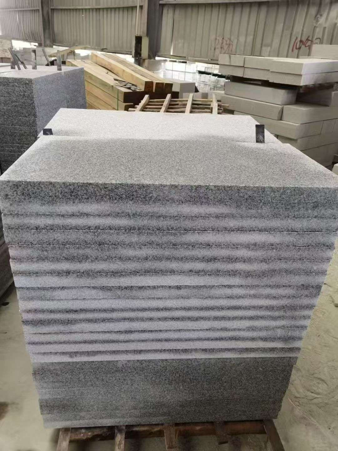 铜陵 芝麻白5公分火烧地铺成品，900*400，规格可定制