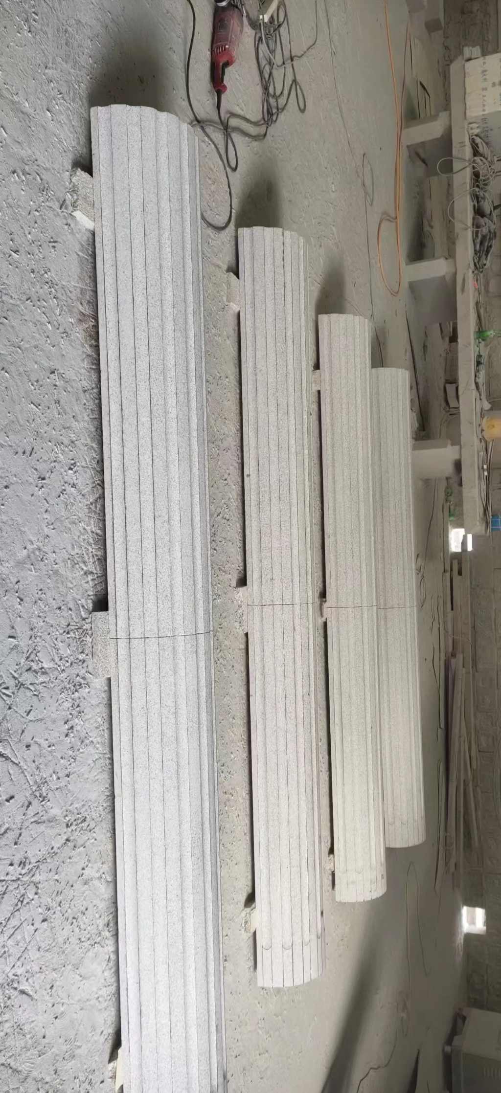 铜陵 花岗岩厂家带你看白麻花岗岩门楼大柱柱皮